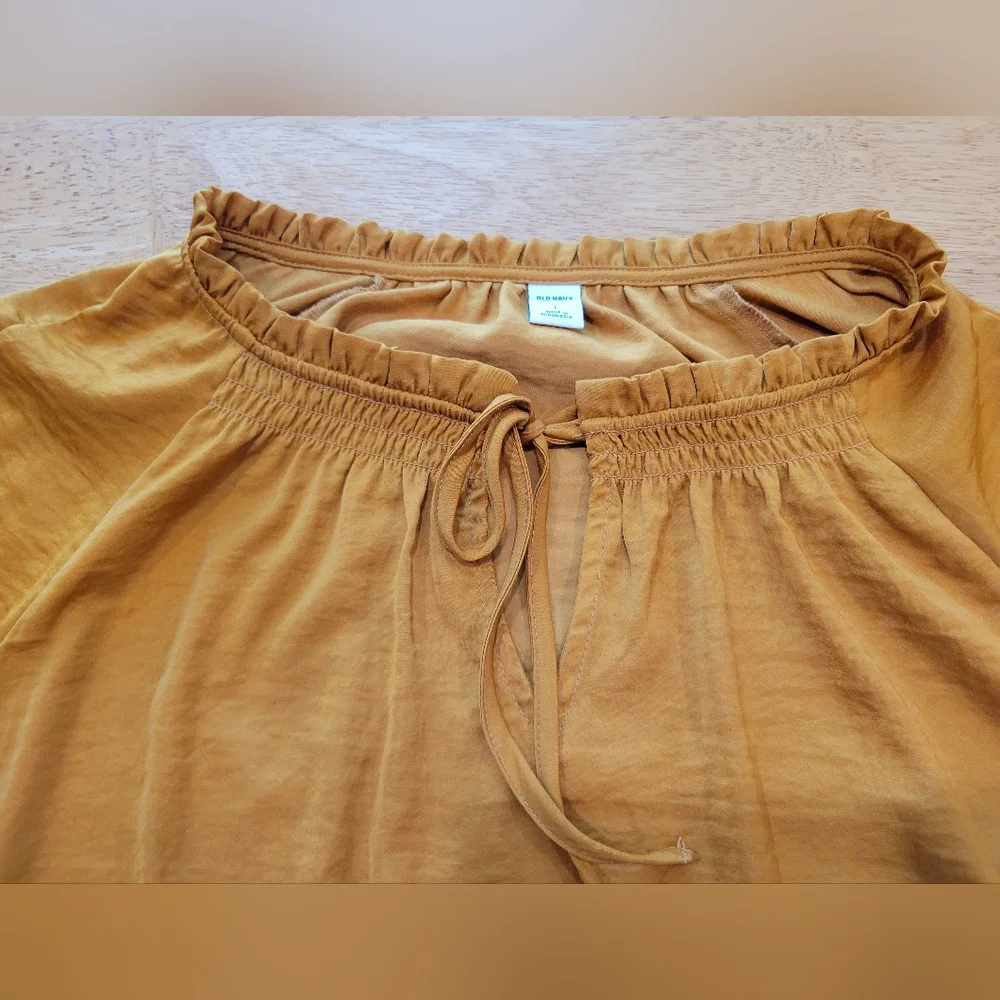 EUC Old Navy orange tunic blouse top